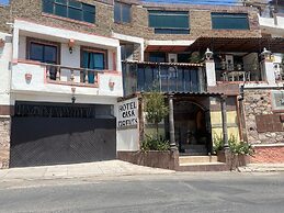 Casa 12 Reales