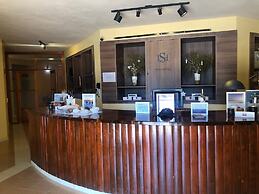 LAS SALINAS GRAN HOTEL