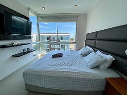 Apartment with Pool, Gym & A/C (507)