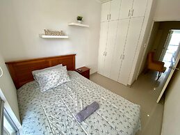 Apartment with Pool, Gym & A/C (507)