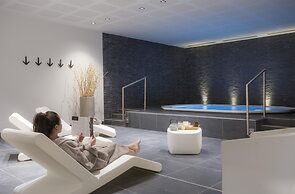 Charming Apartment With Pool in Tignes