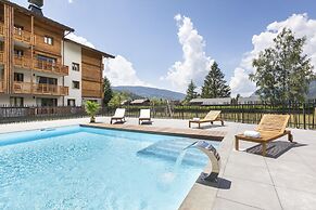 Apartment in Samoens With Spa & Pool
