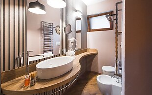 Modernes Studio mit Gemeinschaftlichen Pool