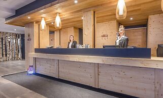 Apartment in Tignes With Slope Access & Spa
