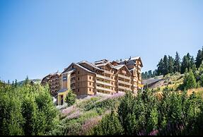 Apartment in Risoul With Ski-in/ski-out Access