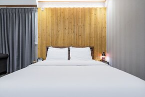 SKYHOTEL