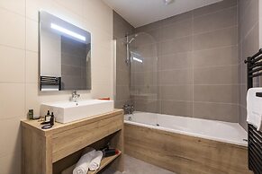 Apartment in Samoens With Spa & Pool