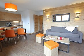 Apartment in Les Menuires With Spa & Ski Access