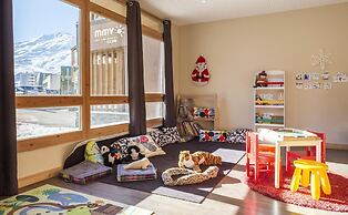 Apartment in Les Menuires With Spa & Pool