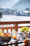 Apartment in Samoens With Spa and Pool