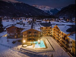 Apartment in Samoens With Spa and Pool