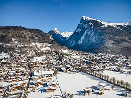Apartment in Samoens With Spa & Pool