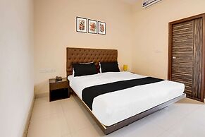 Cosy Stays at HBR Layout