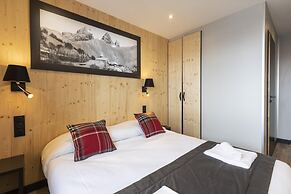Apartment in Le Corbier With Spa & Pool
