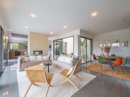 Villa 4 Bedrooms 8 PAX