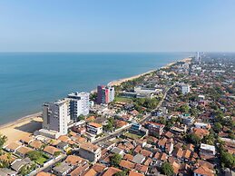 Earls Regent Negombo