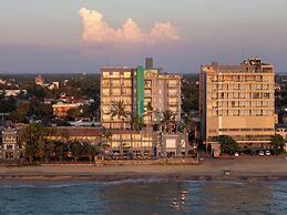 Earls Regent Negombo