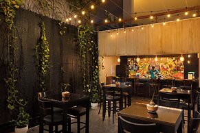 Earls Regent Negombo
