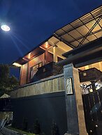 Murni's House