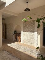 Casa Hotel Izkina