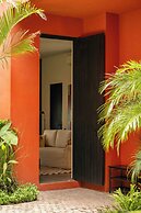 Five Stories - Luxury Villa Retreat
