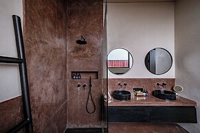 Five Stories - Luxury Villa Retreat
