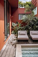 Five Stories - Luxury Villa Retreat