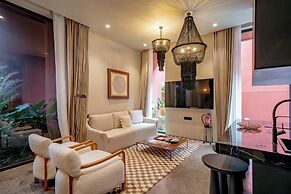 Five Stories - Luxury Villa Retreat