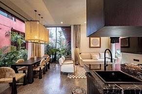 Five Stories - Luxury Villa Retreat