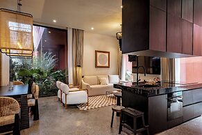 Five Stories - Luxury Villa Retreat