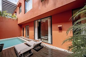 Five Stories - Luxury Villa Retreat