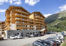 Apartment in Tignes With Spa & Pool