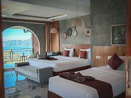 Caldera Hotel & Restaurant