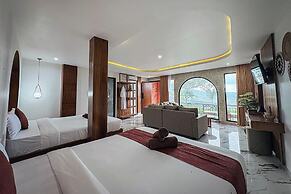Caldera Hotel & Restaurant