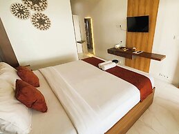 Caldera Hotel & Restaurant