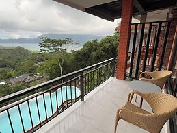 Caldera Hotel & Restaurant