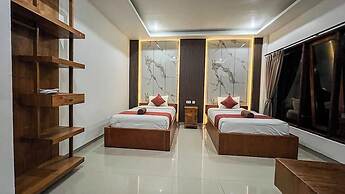 Caldera Hotel & Restaurant