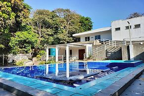 T House Tagaytay