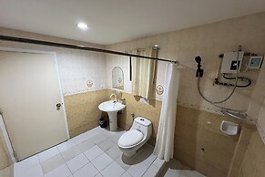 Garden Suite Hotel