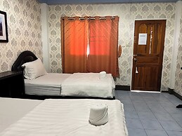 Jamjuree Place