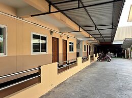 Jamjuree Place