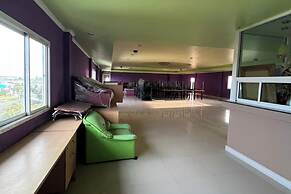 Chompoo Inn