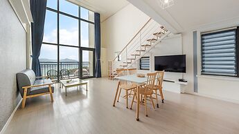 Yeosu Wellstay Pool Villa