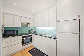 Flat by the Seaside With Stunning Ocean Views