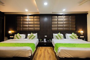 Hotel Di Arch Lucknow