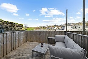 5 Mermaid Court