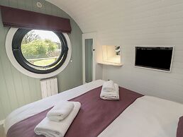 The Hazel Hobbit Pod