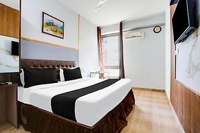 Stylish Stays Near Isbt Dehradun