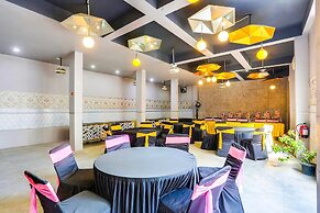 Stylish Stays Near Isbt Dehradun