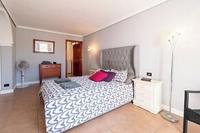 Villa Tricia 6 Bedroom Las Americas